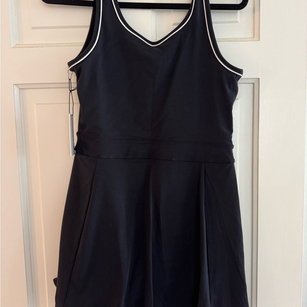 Splits59 Black Martina workout Dress with White Piping. Size Large. NWT - Picture 3 of 4